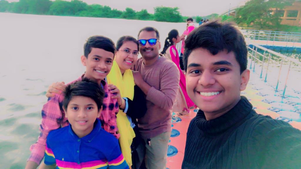 Family fun by the lake